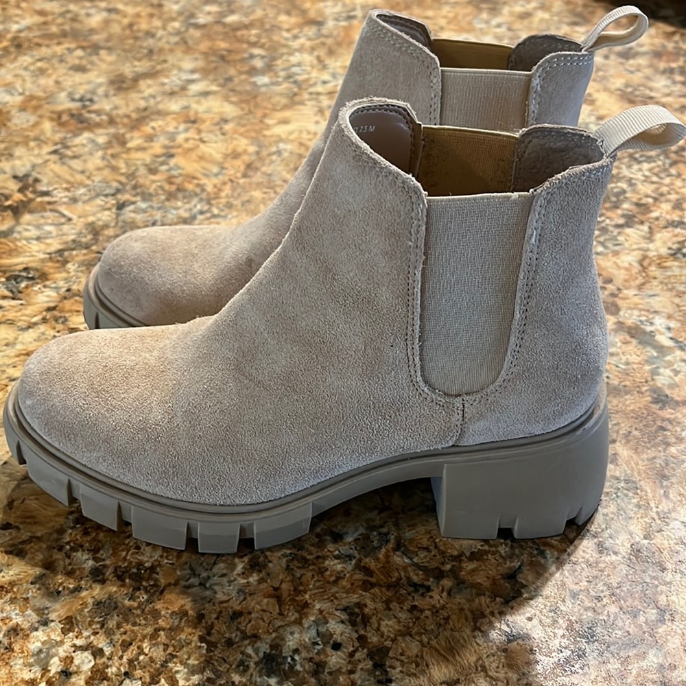 Steve Madden booties